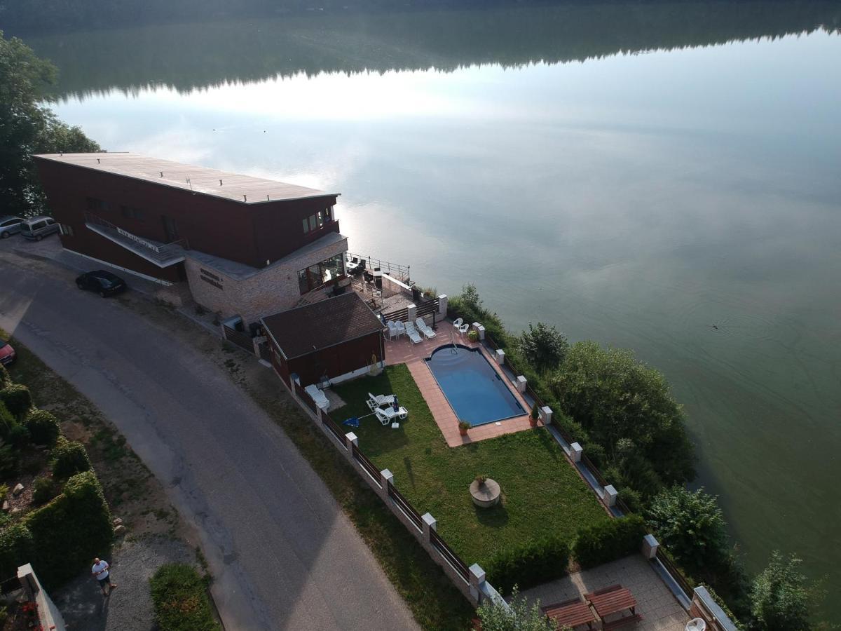 Penzion Ratmírák Maly Ratmirov Exteriér fotografie